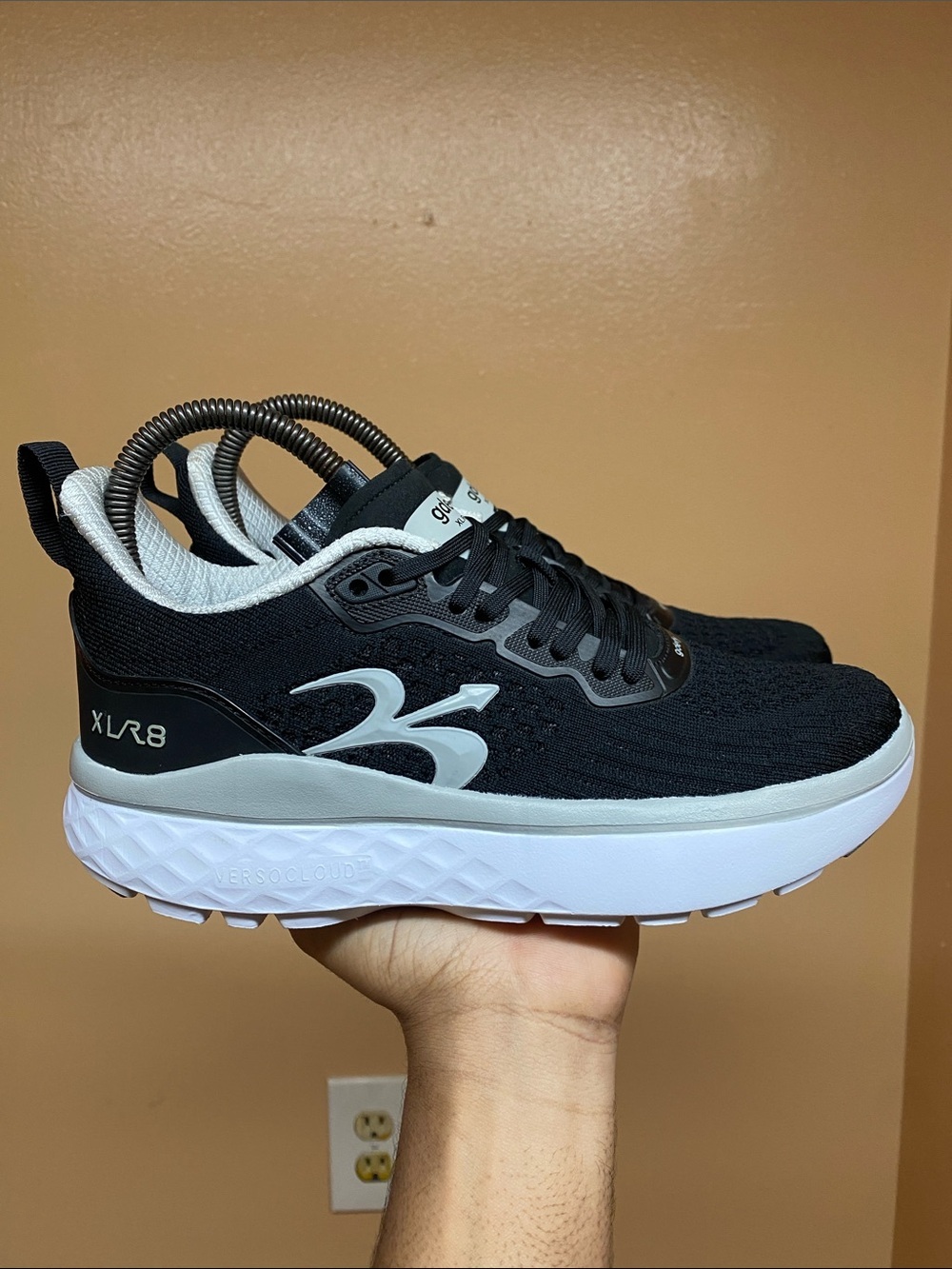 Gravity Defyer G-Defy XLR8 Women’s Running Sneakers “Black White Silver” Size 7